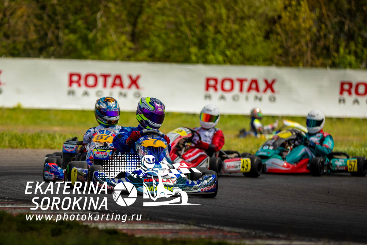3_197597