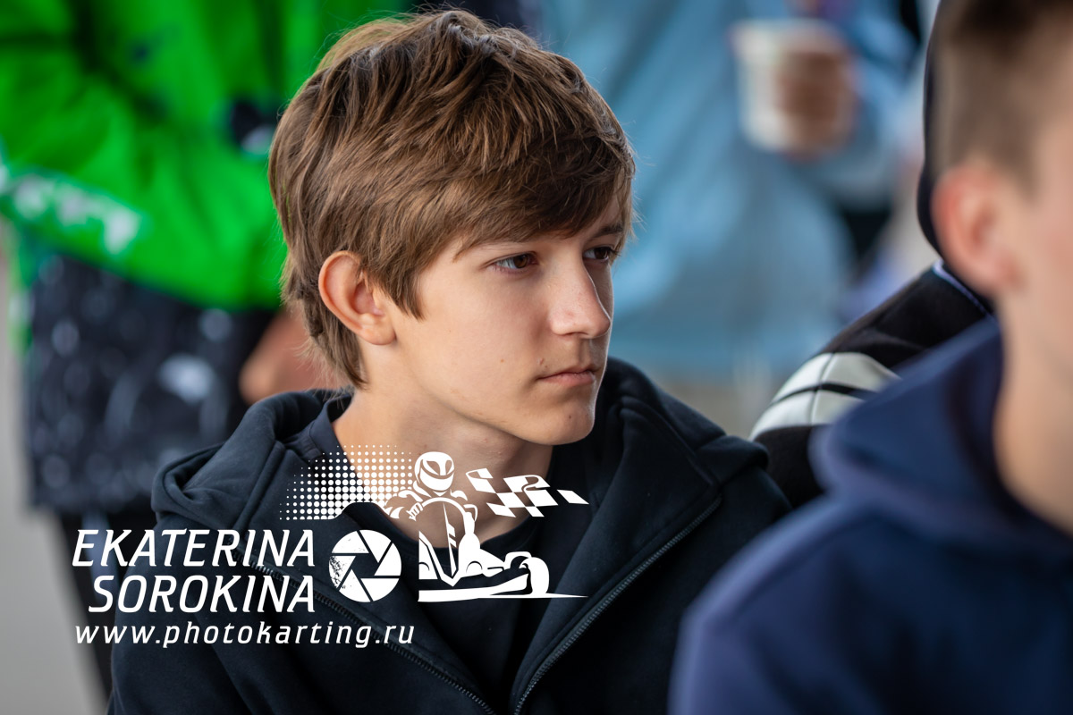 3_192619
