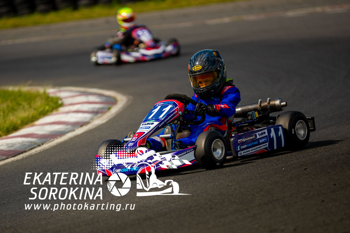 3_196616